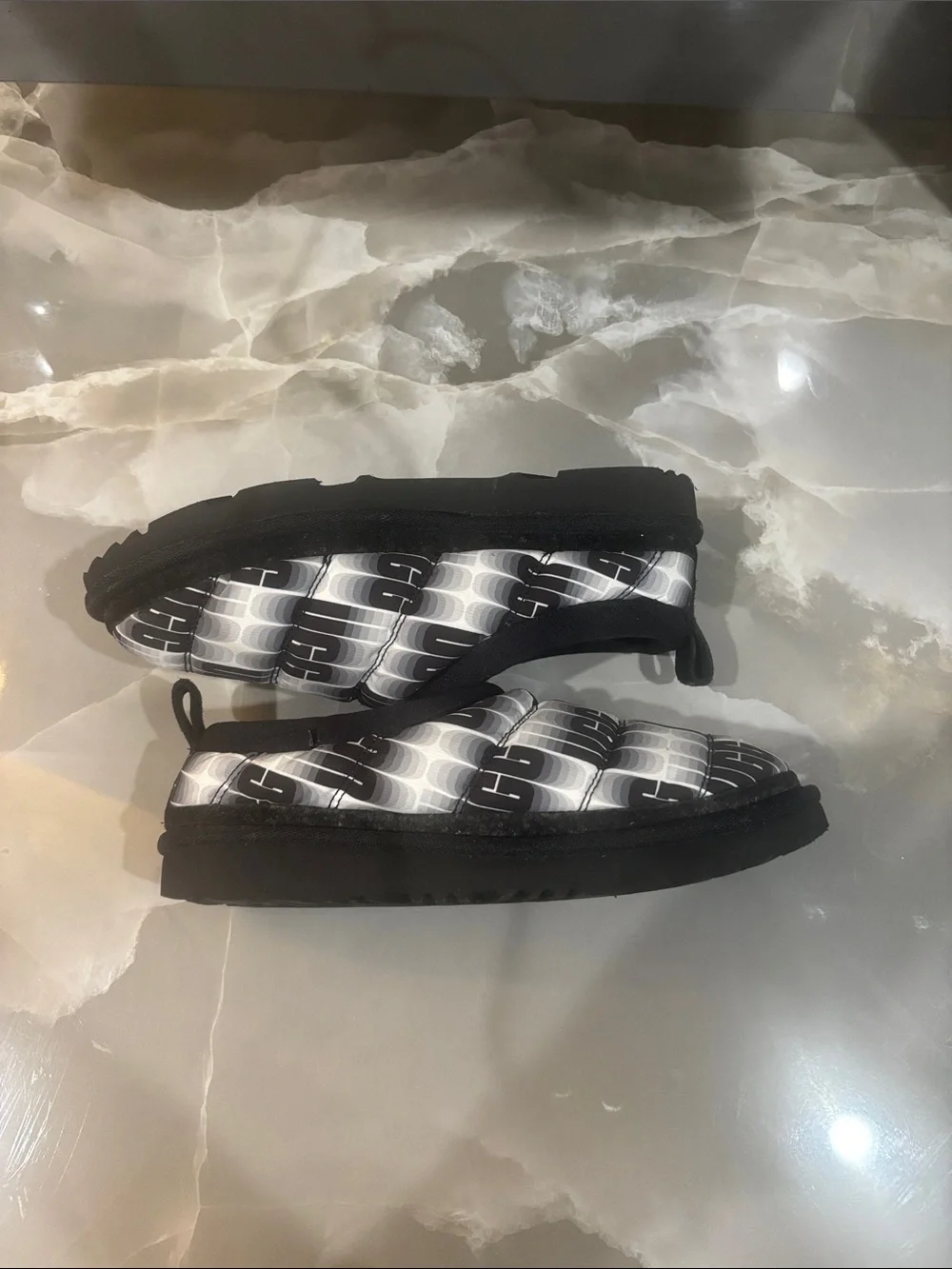 UGG Kids Black & White Logo Slip-On Puffer Shoes